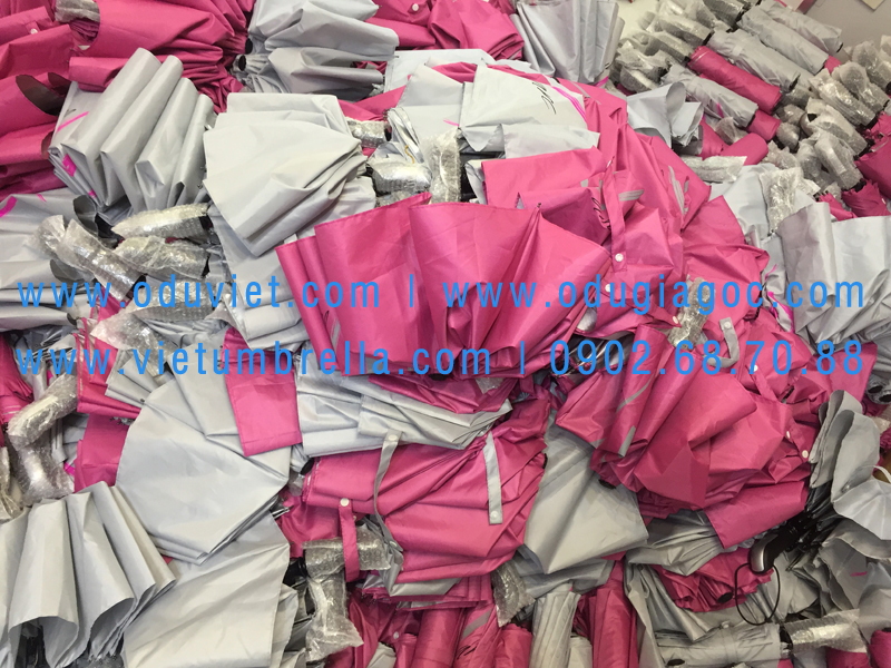 xưởng sản xuất ô dù cầm tay in logo quảng cáo